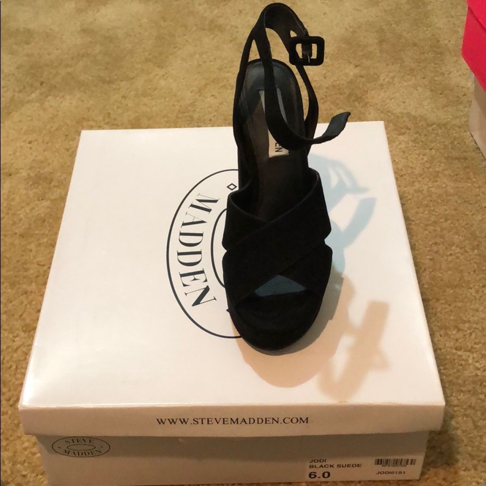 Steve Madden Jodi Black Suede